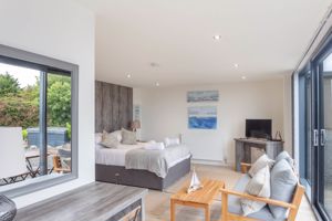 Photo 12- click for photo gallery